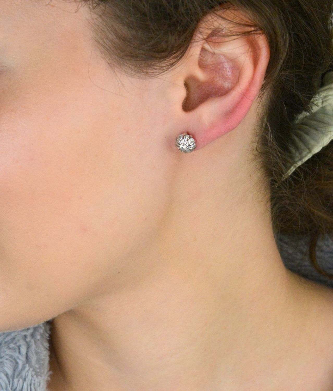 Kolczyki damskie srebrne okrągłe w cyrkonie próba 925, K 2247.jpg